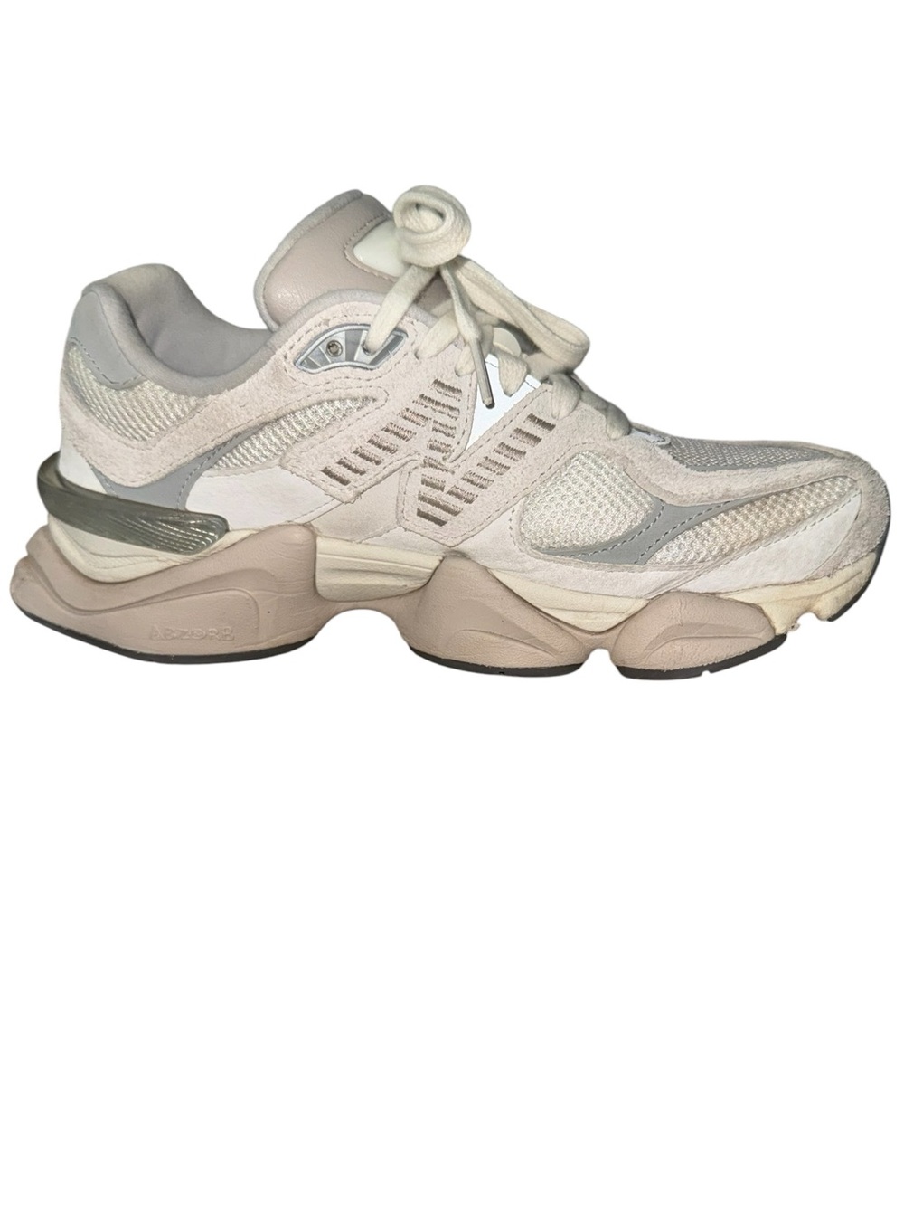New Balance 9060 Women’s 8 - Picture 5 of 10
